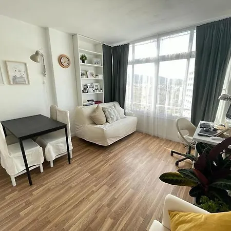 Apartment Gusano De Seda